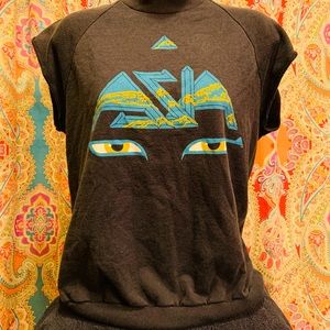 Vintage “Asia Live from Tokyo Mtv” Concert T shirt